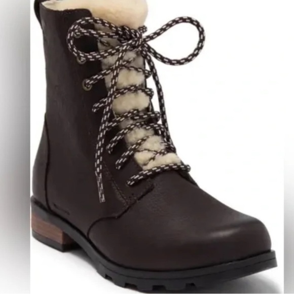 SOREL Emelie boots Genuine Shearling Lamb‎ Fur Short Lace-Up dark brown NEW 6.5 - Picture 1 of 8